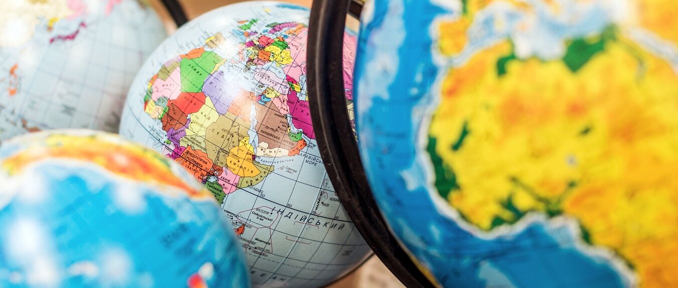 Global employment law guide banner